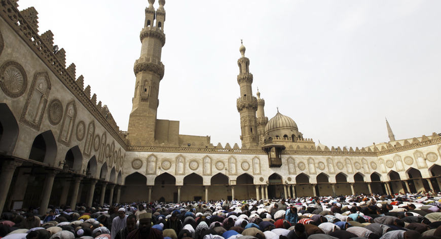 Egypt closes 27,000 Mosques to protect young people from&nbsp;extremism